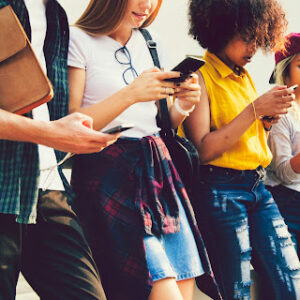 generation z on phones